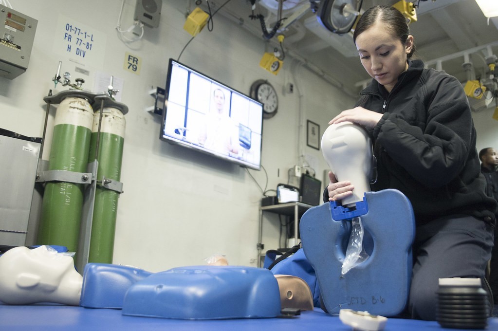 1-Hour First Aid and CPR SST-104 (Interactive · Spanish)
