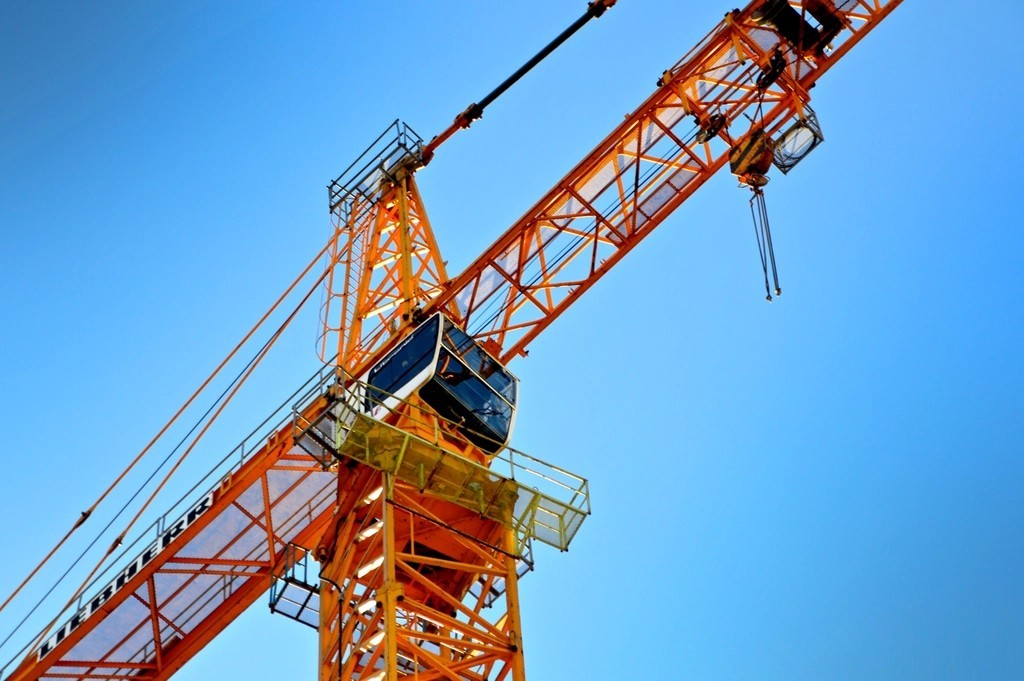 1-Hour Cranes, Derricks, Hoists, and Elevators SST-204 (Interactive · Spanish)